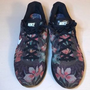 Women’s Nike Floral LunarGlide sz 9